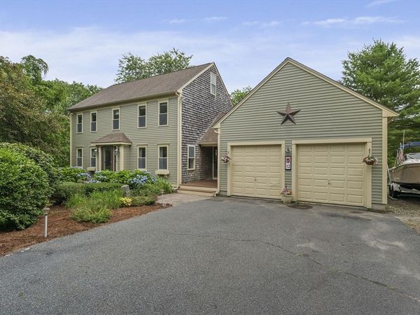 12 Hillcrest Rd, Kingston, MA 02364