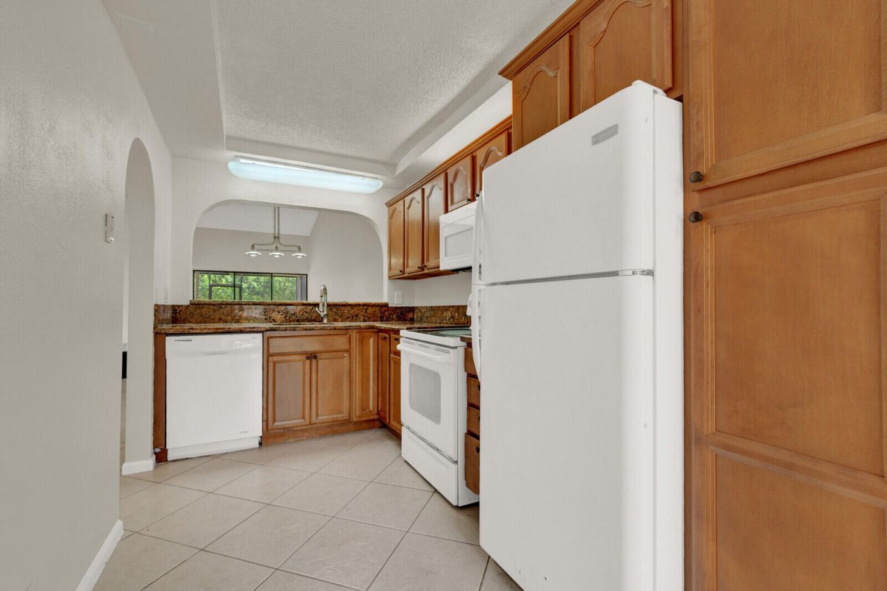 6371 Toulon Drive, Boca Raton, FL 33433 Photo