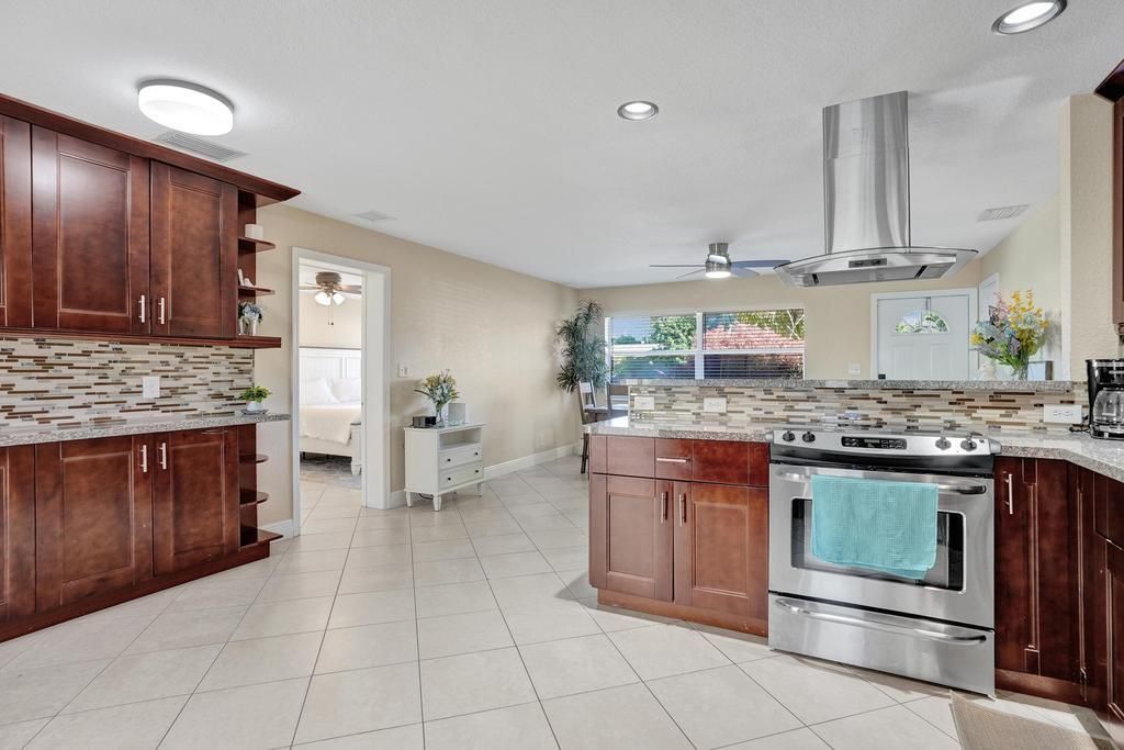 740 Buttonwood Road, North Palm Beach, FL 33408 Photo