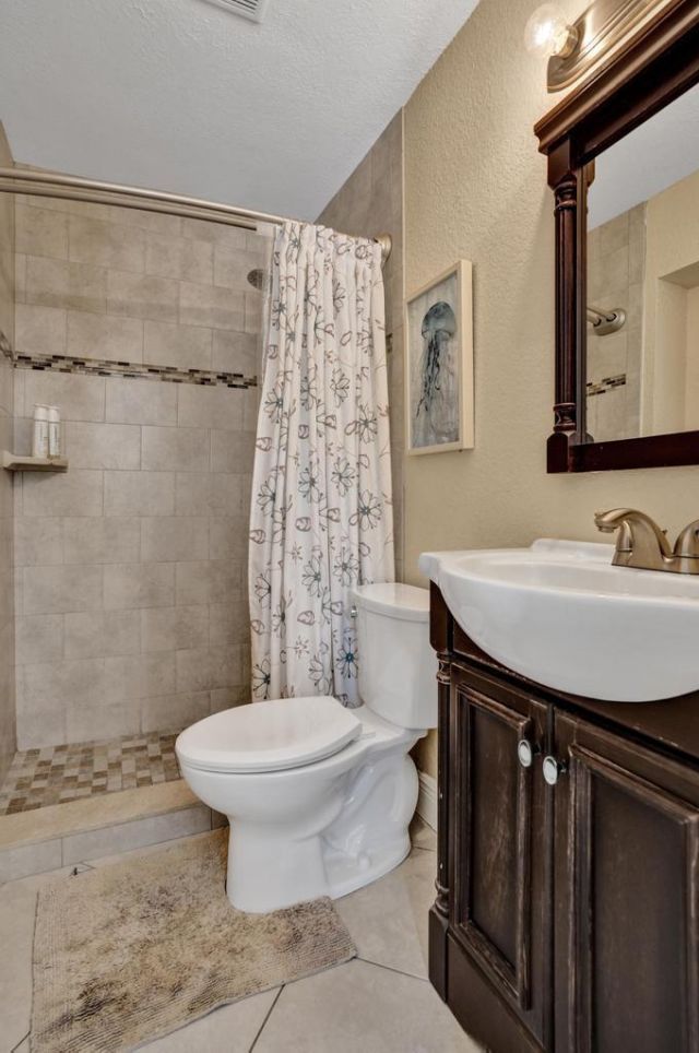 740 Buttonwood Road, North Palm Beach, FL 33408 Photo