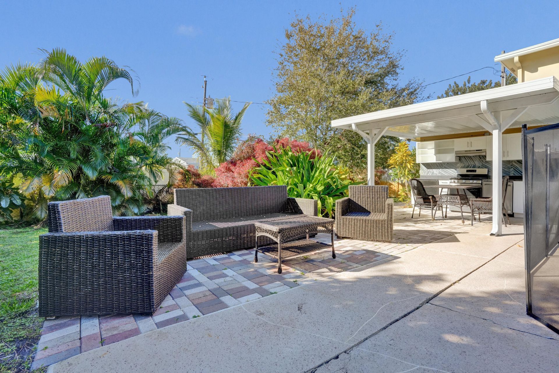 740 Buttonwood Road, North Palm Beach, FL 33408 Photo