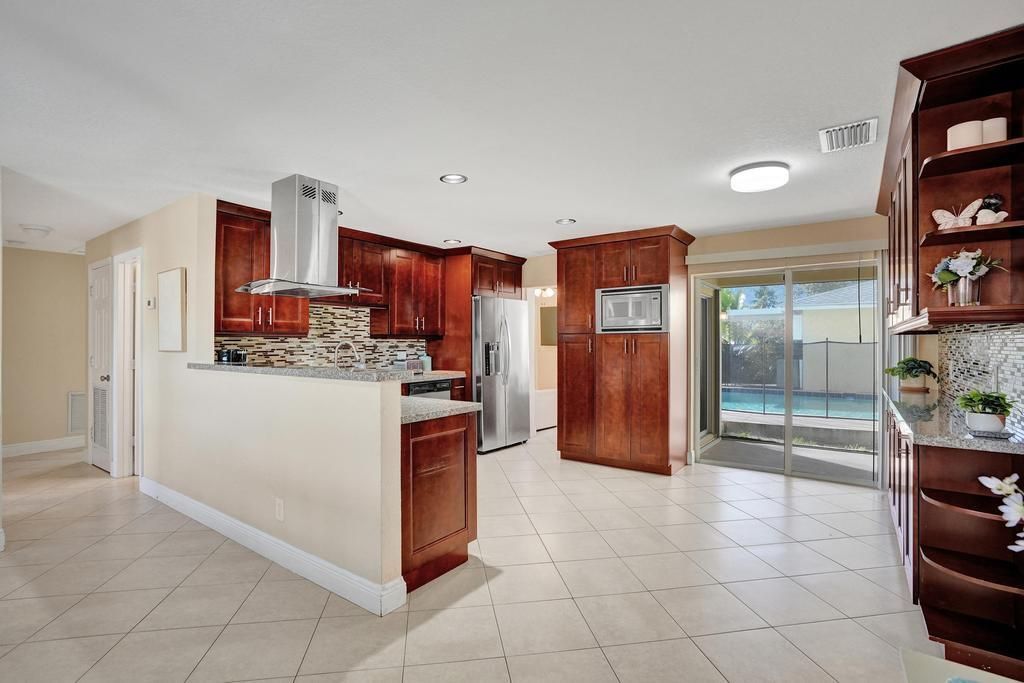 740 Buttonwood Road, North Palm Beach, FL 33408 Photo
