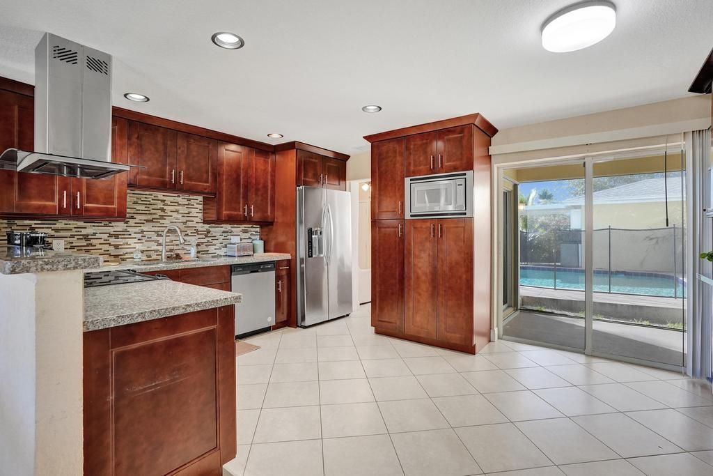 740 Buttonwood Road, North Palm Beach, FL 33408 Photo