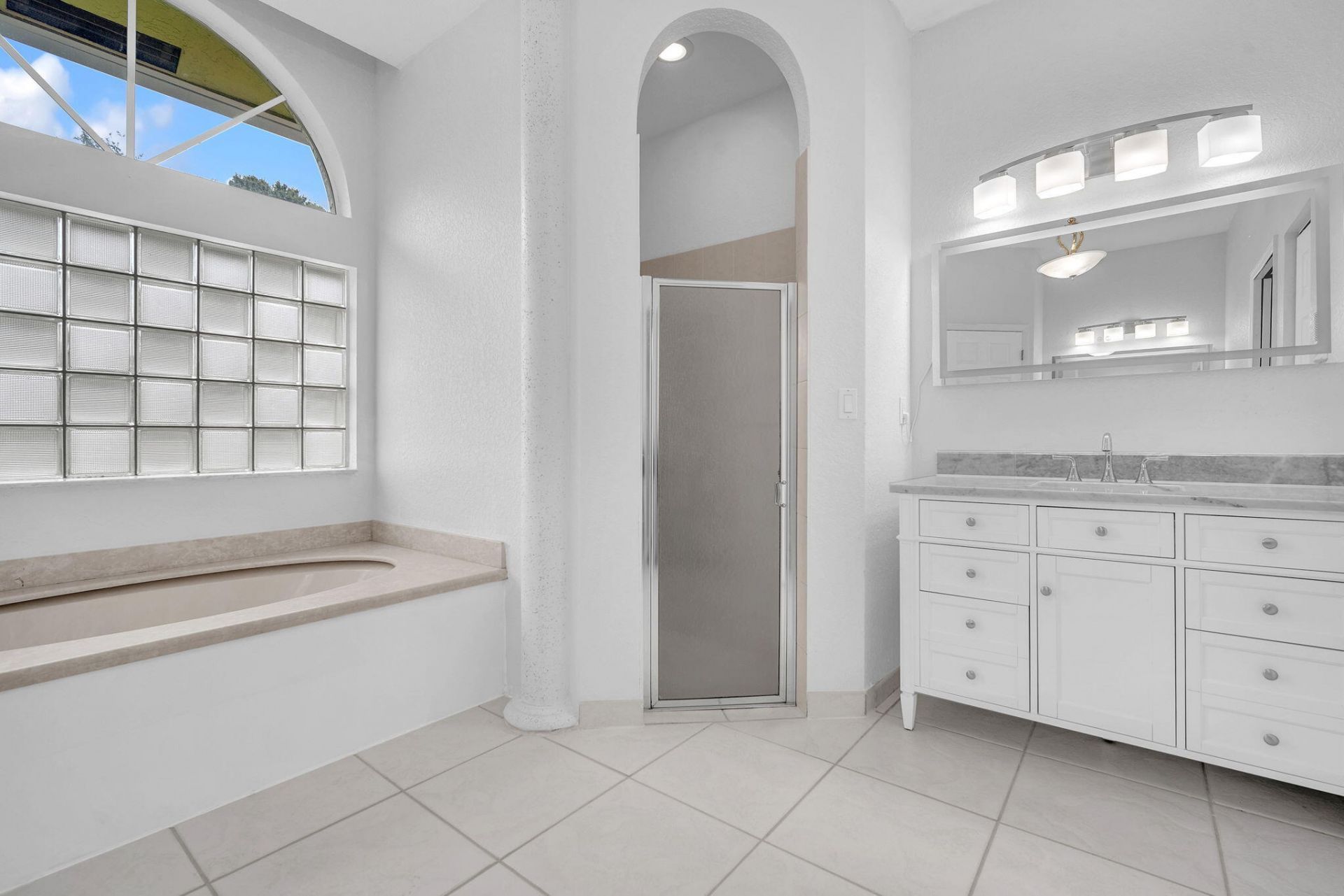 4100 Temple Street, West Palm Beach, FL 33407 Photo