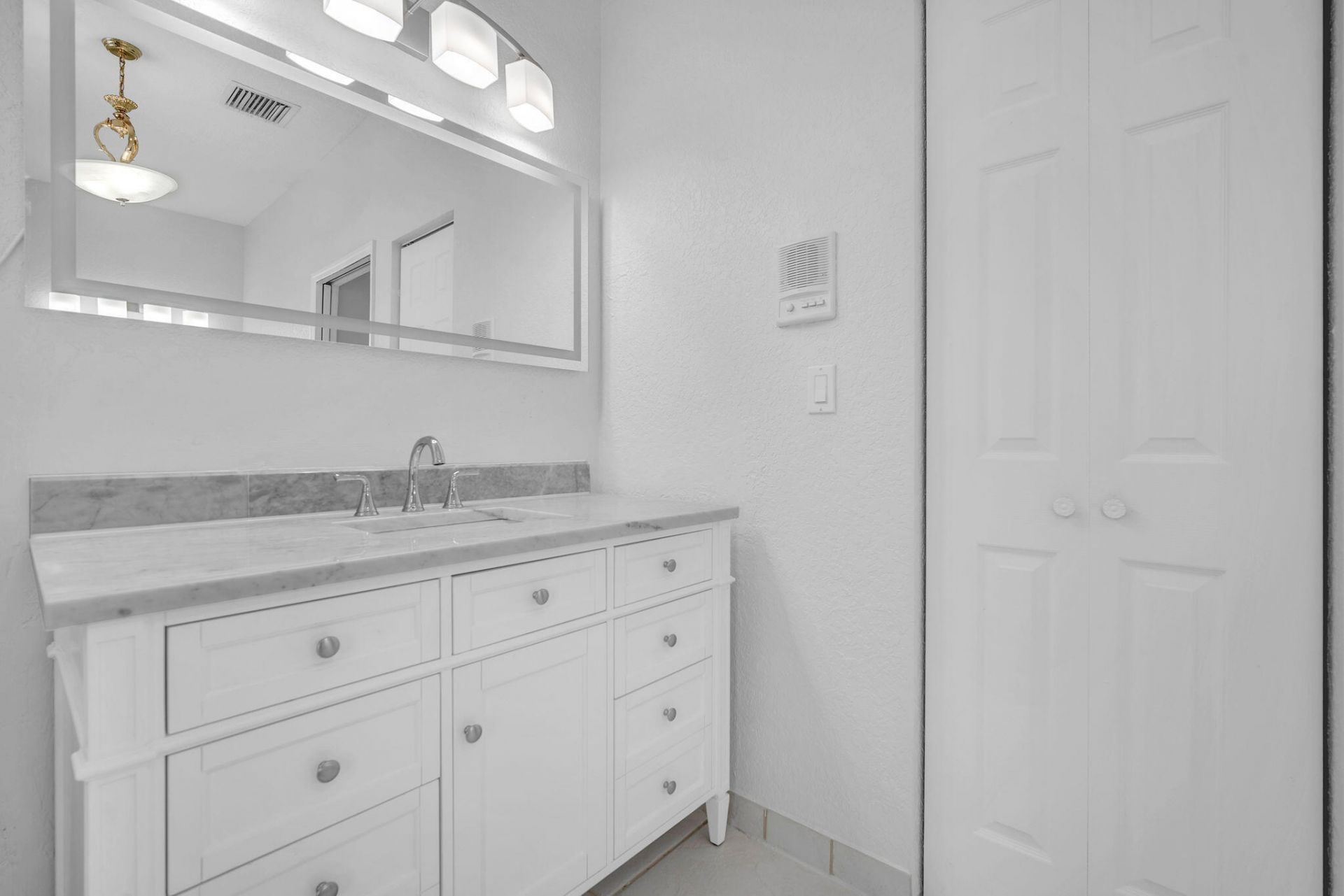 4100 Temple Street, West Palm Beach, FL 33407 Photo