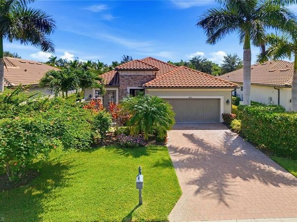 9630 Campanile CIR , NAPLES, FL 34114