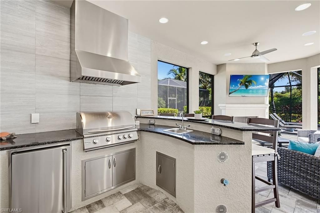 9630 Campanile Cir , Naples, FL 34114 Photo