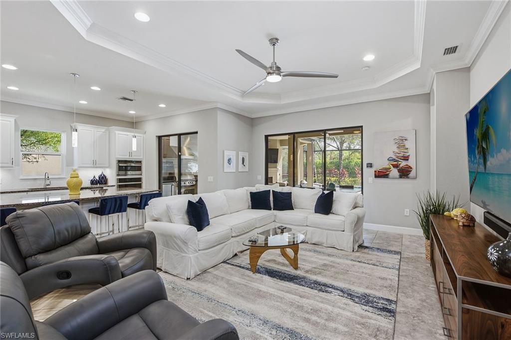 9630 Campanile Cir , Naples, FL 34114 Photo