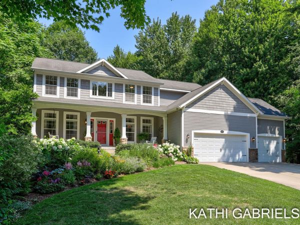 18082 Hammond Bay Drive, Spring Lake, MI 49456