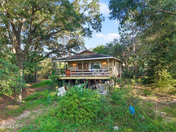 3986 Granada Drive , Chipley, FL 32428