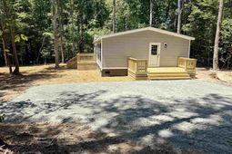 281 Douglas Road photo 4