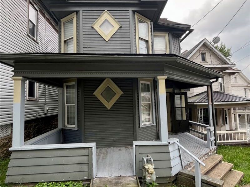 716 Minerva Street, East Liverpool, OH 43920 Photo 1