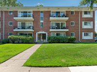 10111 Old Orchard Court, Skokie, IL 60076 primary photo