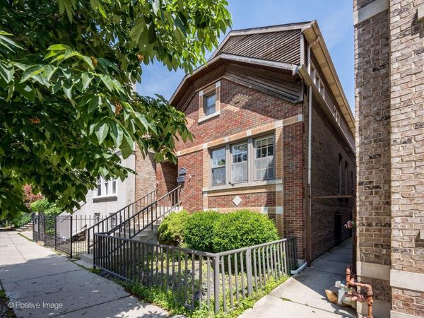 2120 W Race Avenue , Chicago, IL 60612