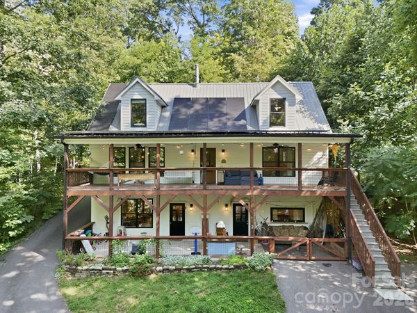 2 Coneflower Court , Black Mountain, NC 28711
