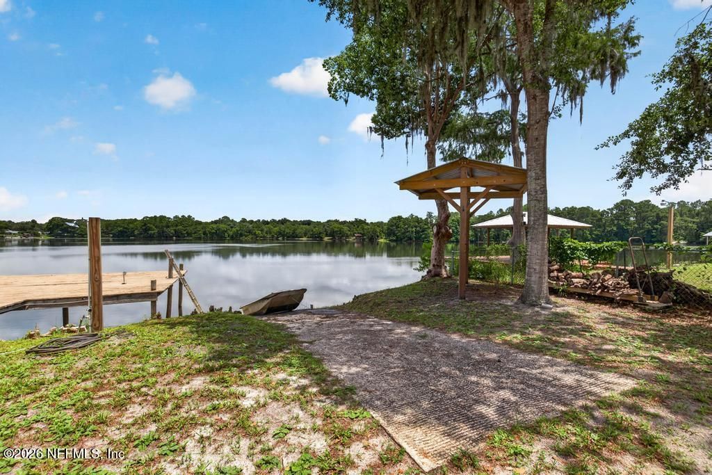 254 Old Woods Road, Interlachen, FL 32148 Photo