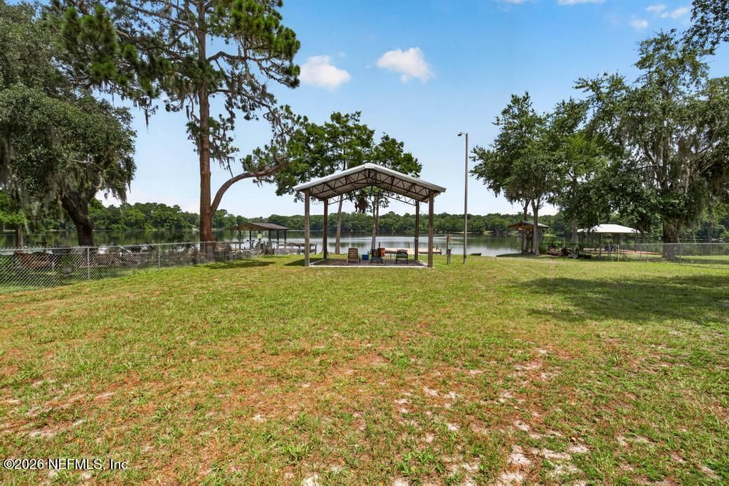 254 Old Woods Road, Interlachen, FL 32148 Photo