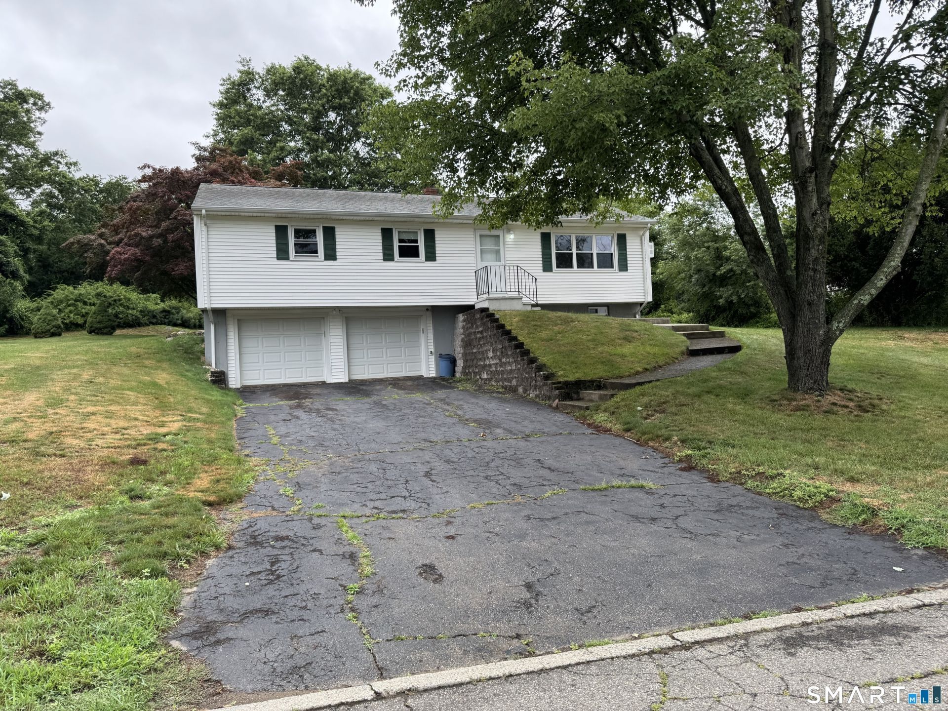 19 Covington, Milford, CT 06461 Main Photo