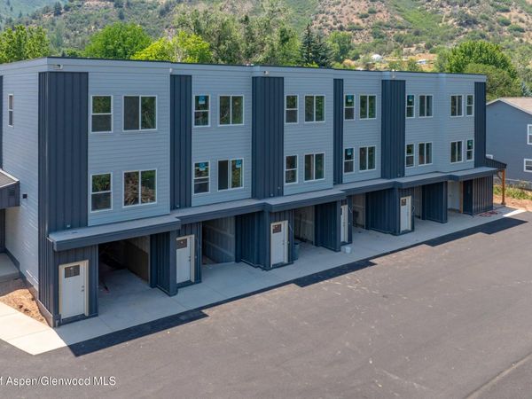 619 Overlin Drive, Unit 11, Glenwood Springs, CO 81601