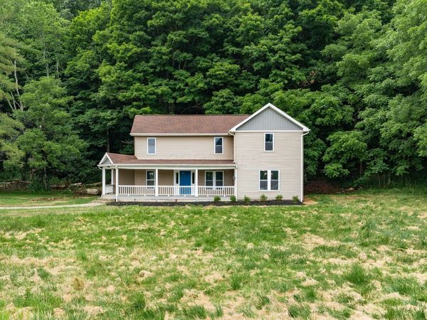 6629 Fallsburg Road NE, Newark, OH 43055