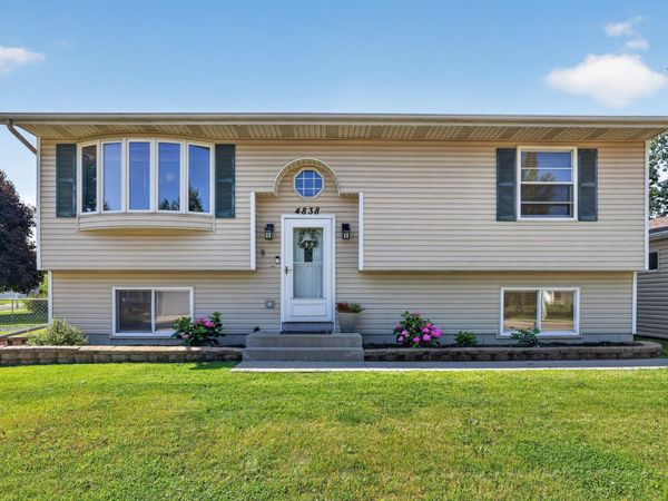 4838 11th Court NW, Rochester, MN 55901