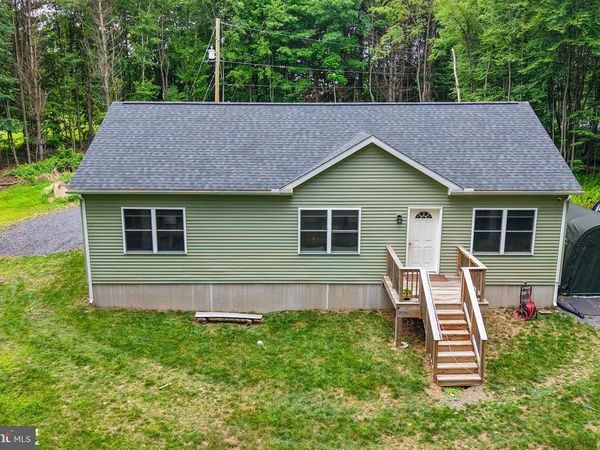 318 CHURCH RD , KUNKLETOWN, PA 18058