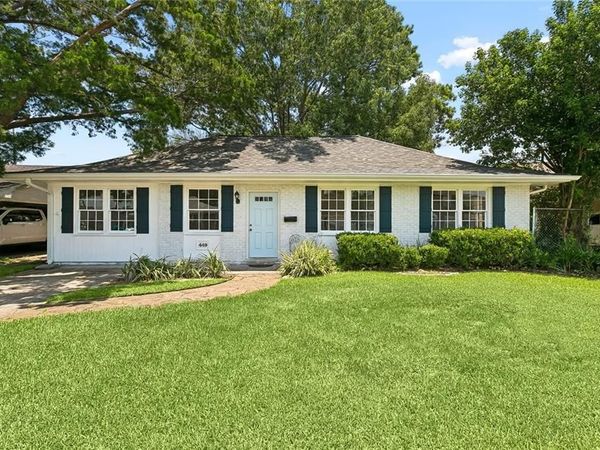 449 STRATFORD Drive, Harahan, LA 70123