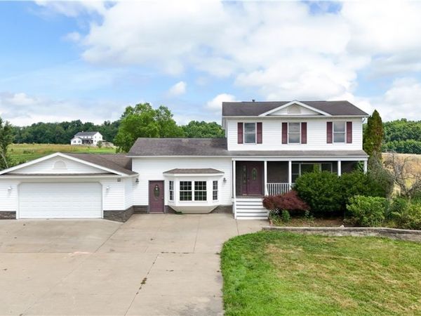 11241 Center Road, Garrettsville, OH 44231