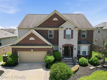 58683 Winnowing Circle S, Lyon Twp, MI 48178