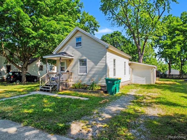 204 W Perry Street, Durand, MI 48429