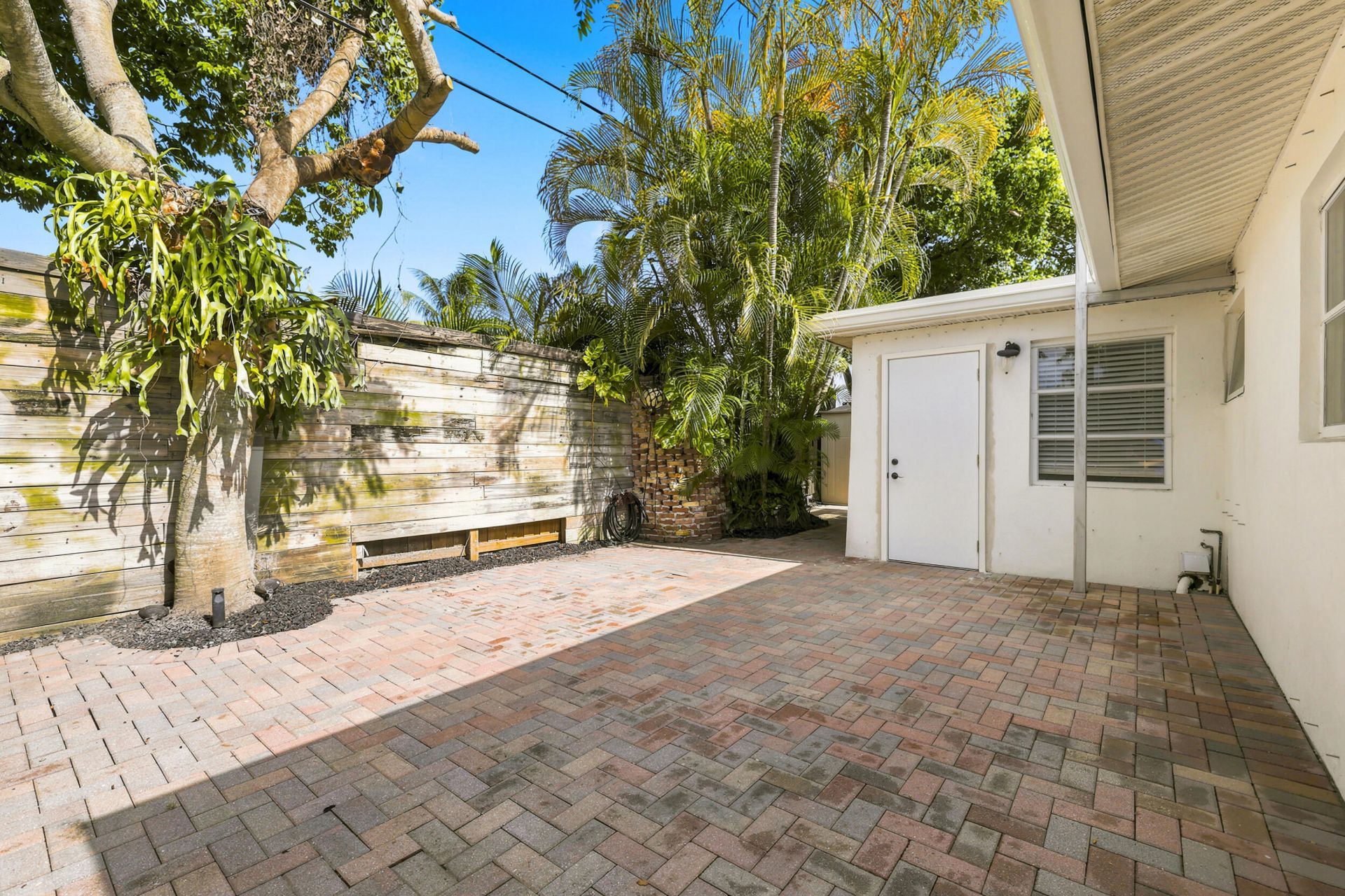 4569 NW 16th Avenue, Tamarac, FL 33309 Photo