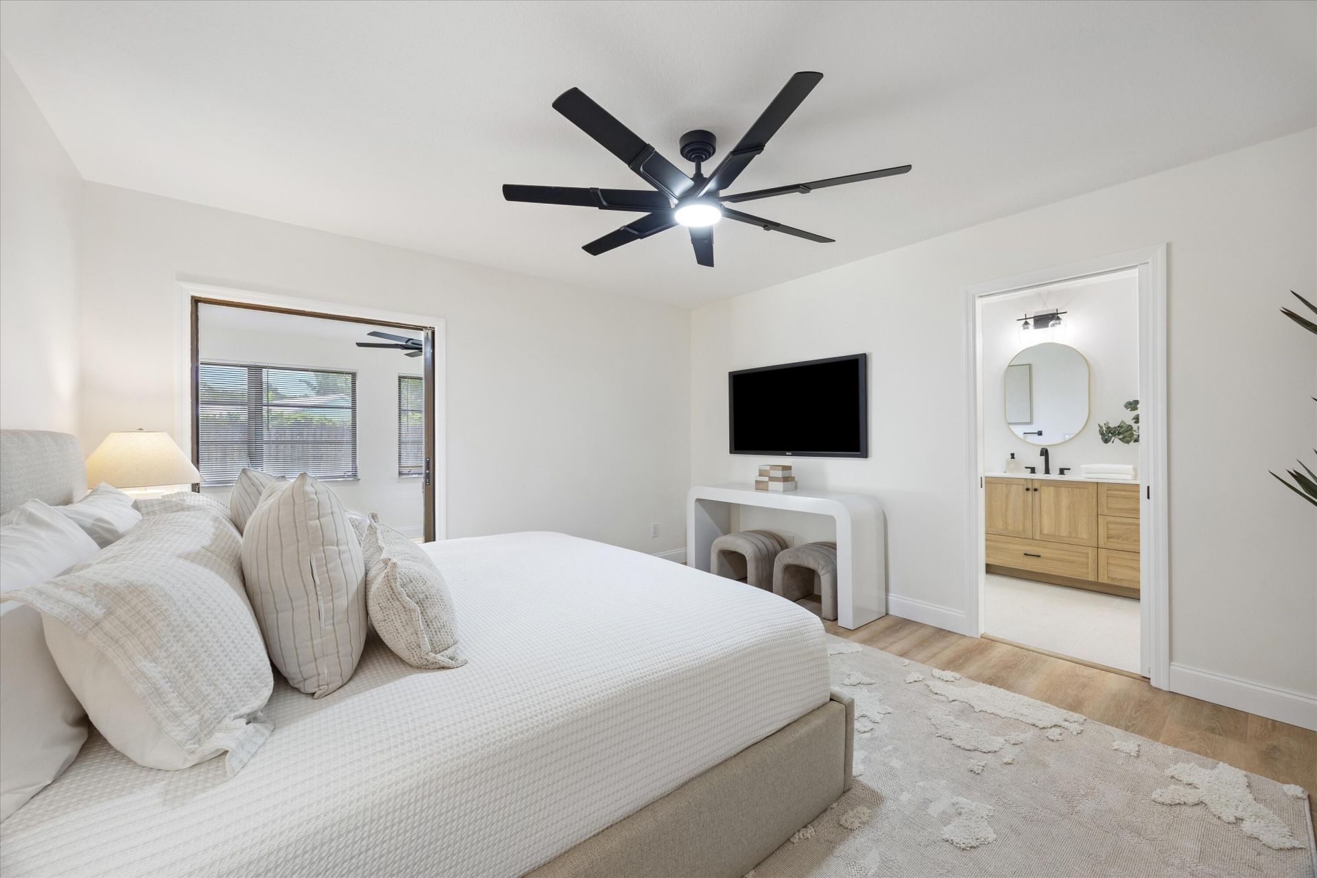621 NE Town Terrace, Jensen Beach, FL 34957 Photo