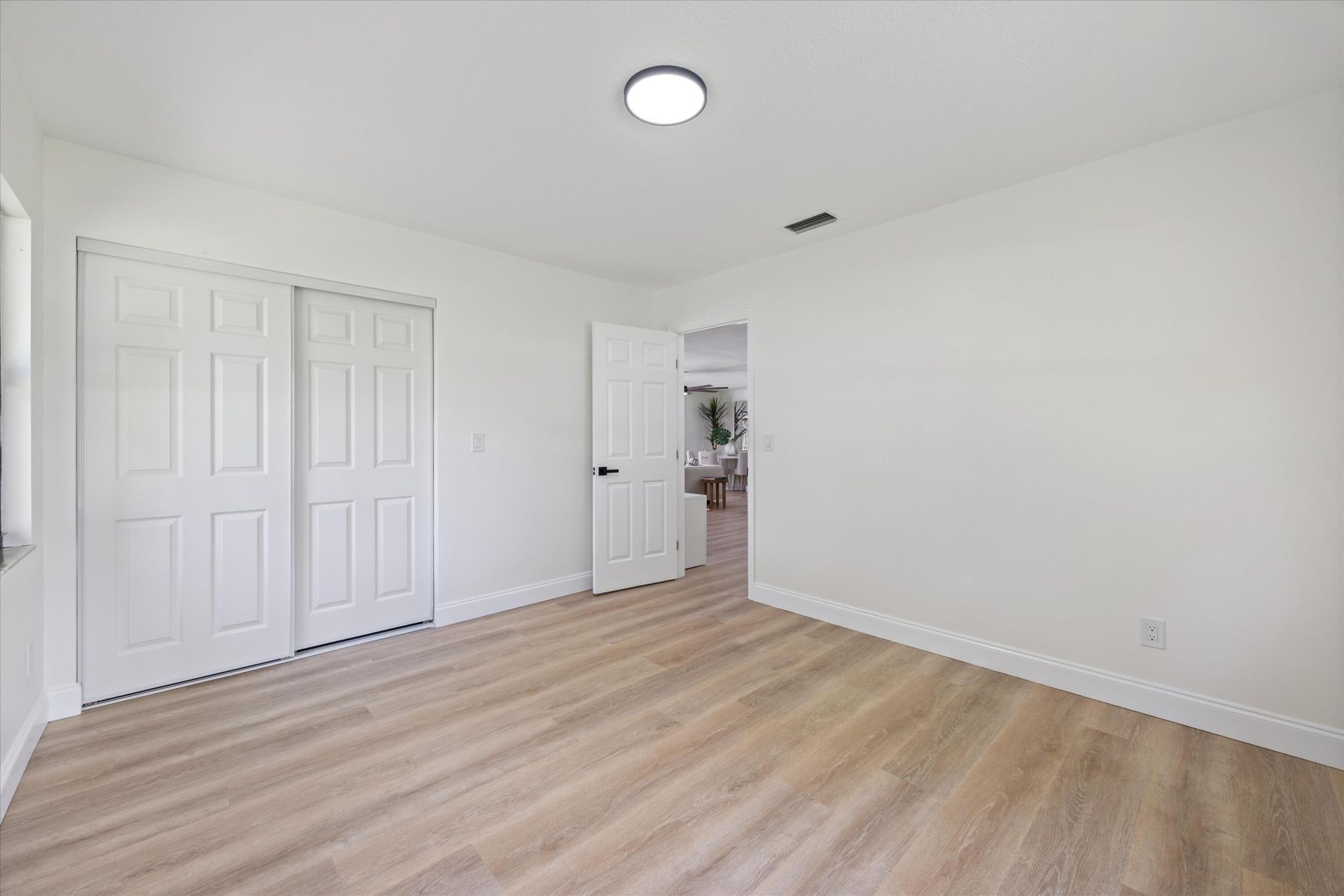 621 NE Town Terrace, Jensen Beach, FL 34957 Photo
