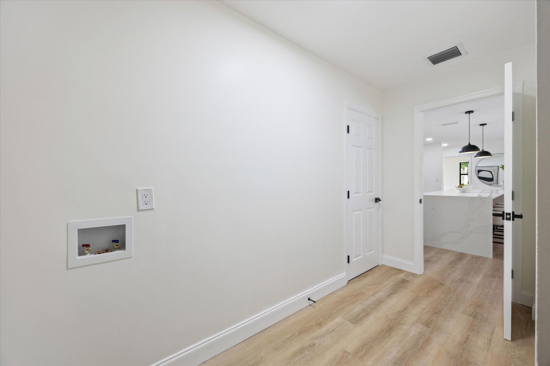 621 NE Town Terrace, Jensen Beach, FL 34957 Photo