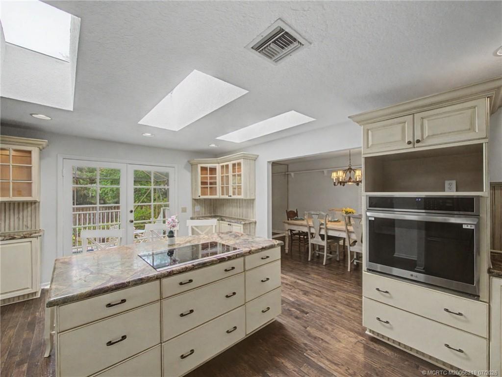 14 Emarita Way , Stuart, FL 34996 Photo