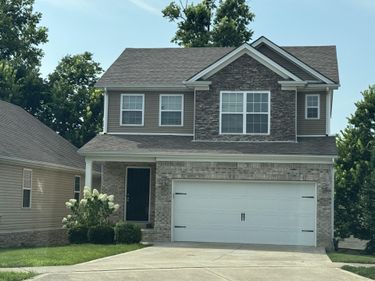 1925 Falling Leaves Lane, Lexington, KY 40509