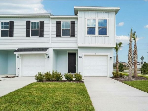 6844 HOLCOMBE DOWN DRIVE, ZEPHYRHILLS, FL 33541