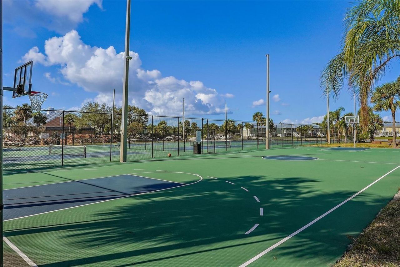205 Pompano Drive Se, Unit D, Saint Petersburg, FL 33705 Photo
