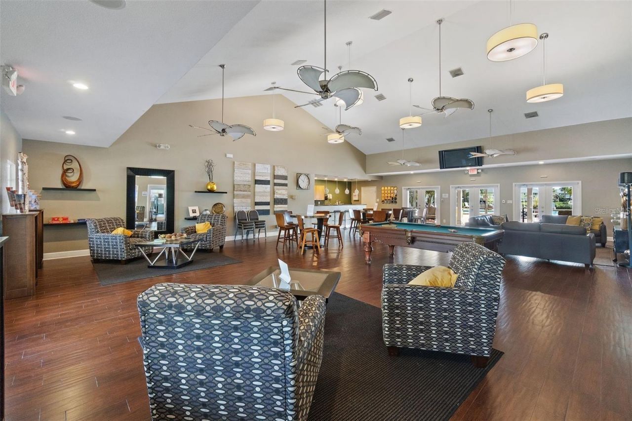 205 Pompano Drive Se, Unit D, Saint Petersburg, FL 33705 Photo
