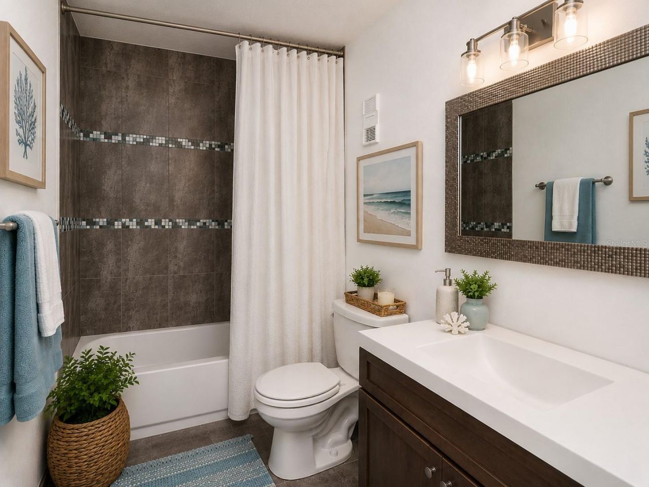 205 Pompano Drive Se, Unit D, Saint Petersburg, FL 33705 Photo