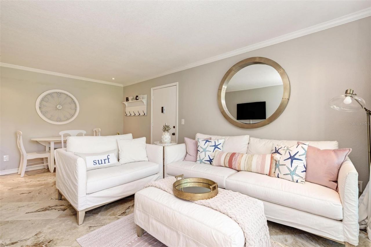5683 Midnight Pass Road, Unit 105, Sarasota, FL 34242 Photo