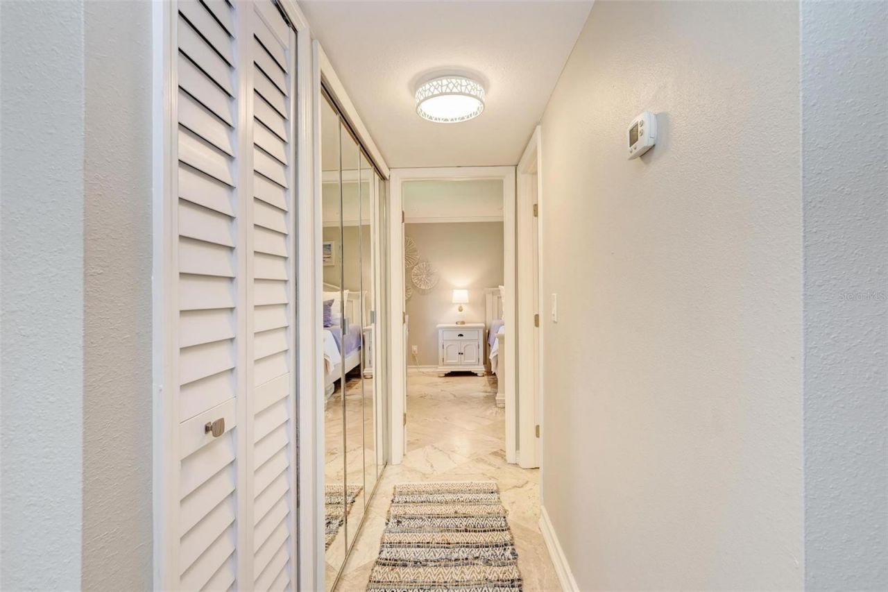 5683 Midnight Pass Road, Unit 105, Sarasota, FL 34242 Photo
