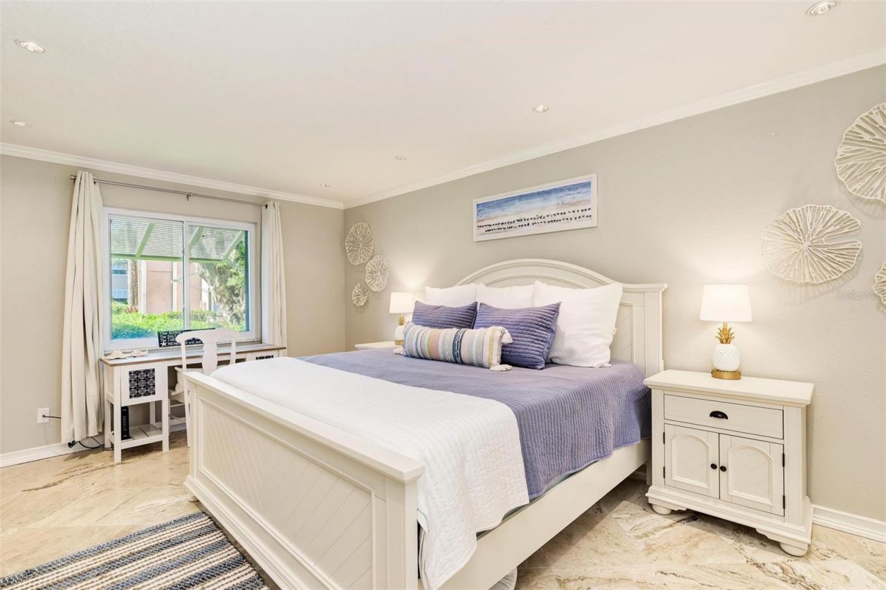 5683 Midnight Pass Road, Unit 105, Sarasota, FL 34242 Photo