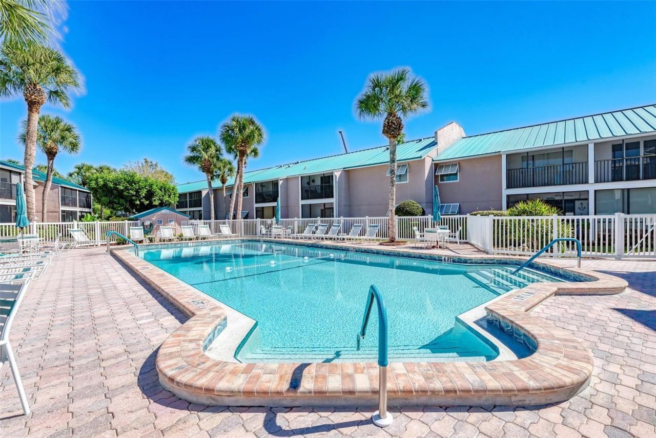 5683 Midnight Pass Road, Unit 105, Sarasota, FL 34242 Photo