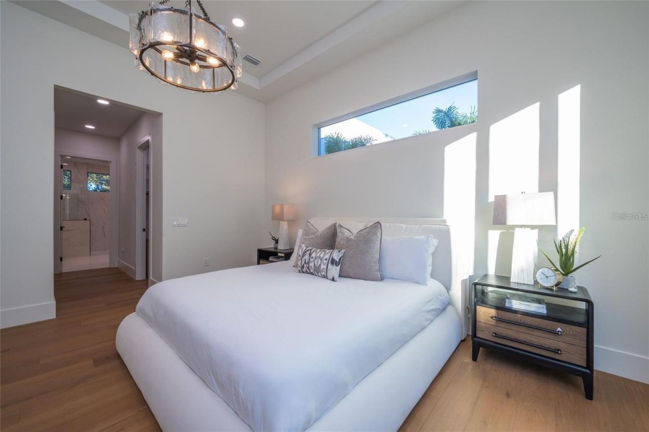 2420 Floyd Street, Sarasota, FL 34239 Photo