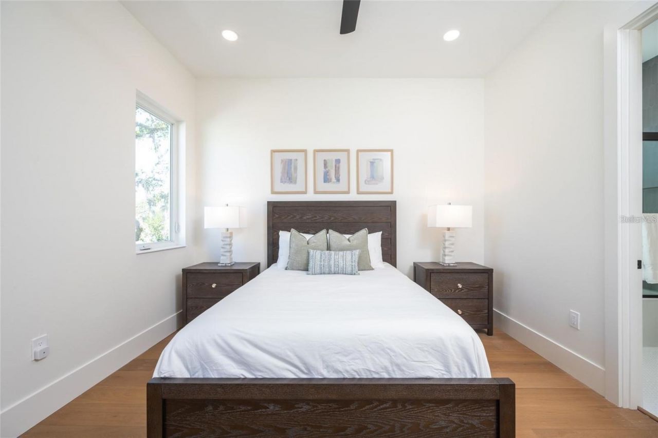 2420 Floyd Street, Sarasota, FL 34239 Photo