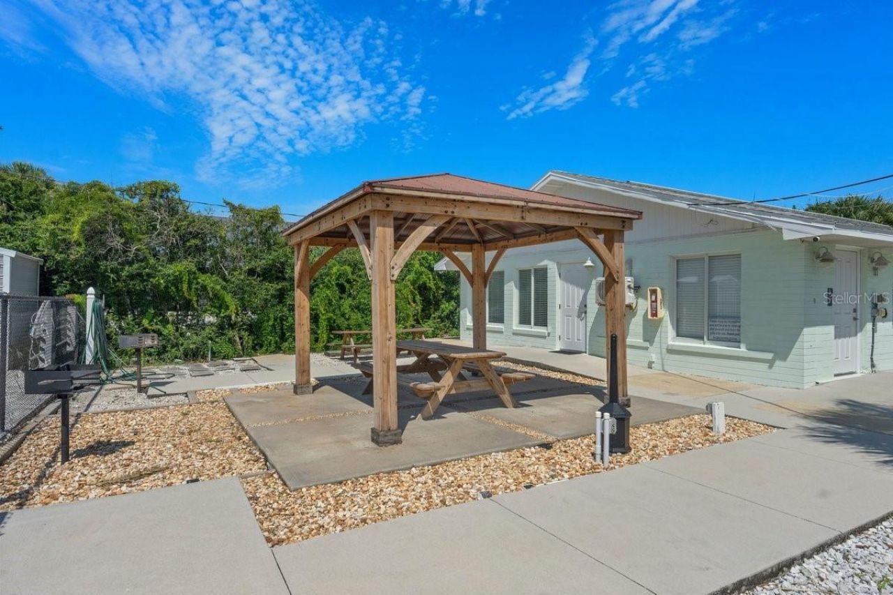 1708 S Atlantic Avenue, New Smyrna Beach, FL 32169 Photo