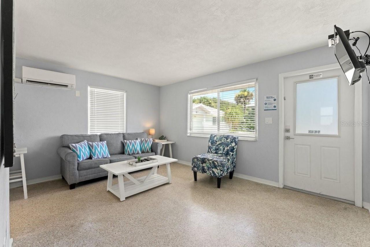 1708 S Atlantic Avenue, New Smyrna Beach, FL 32169 Photo
