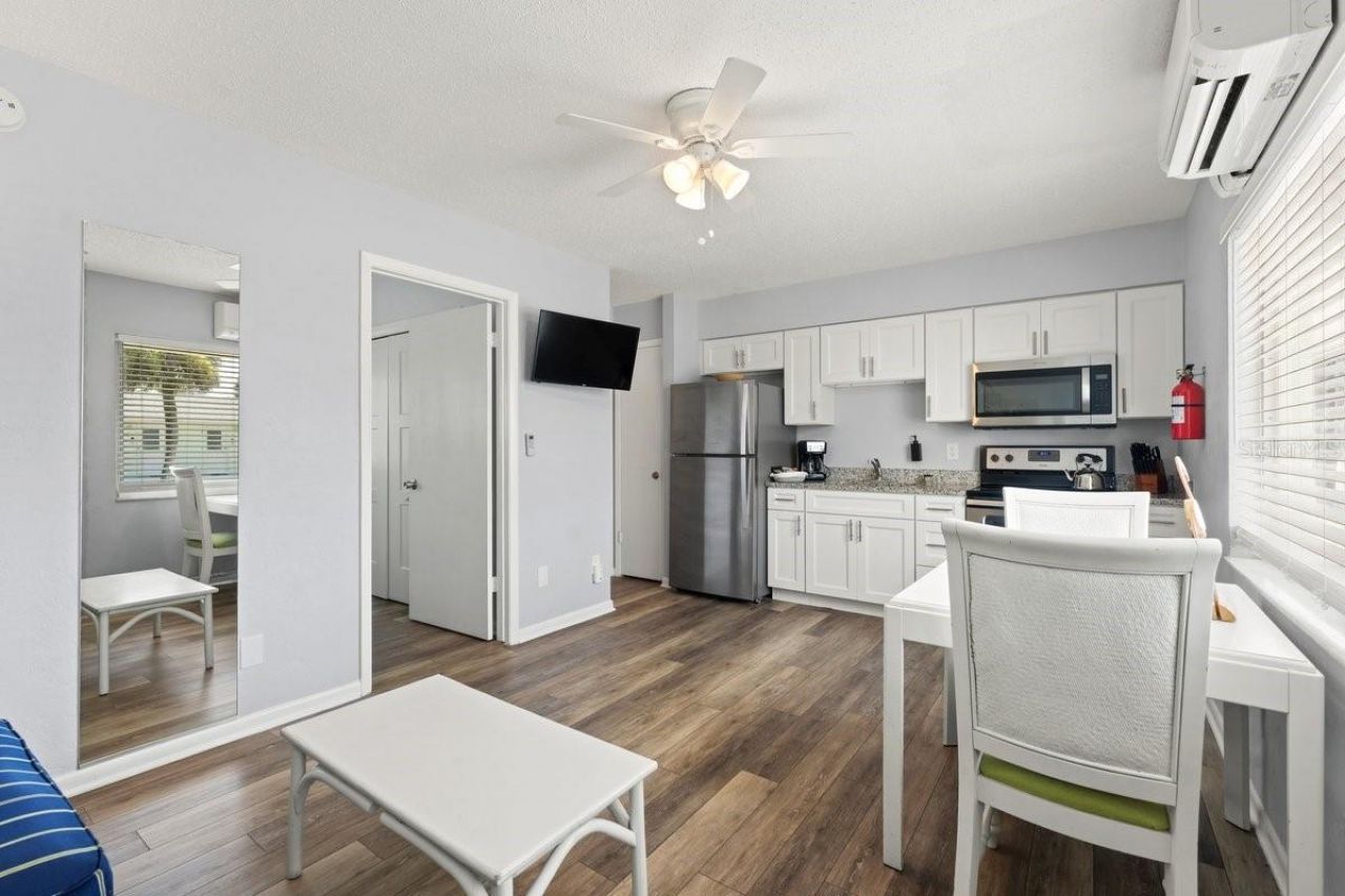 1708 S Atlantic Avenue, New Smyrna Beach, FL 32169 Photo