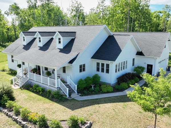 851 N HWY 8, Armstrong Creek, WI 54103